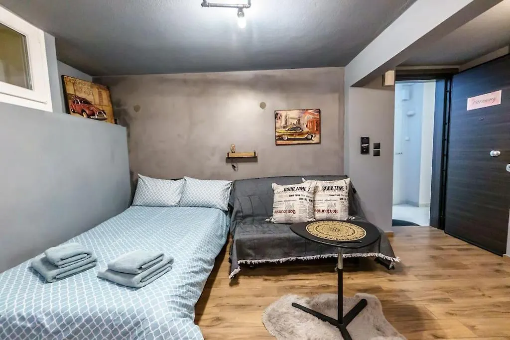 Apartment Harmony Studio With Terrace. Thessaloniki Greece
